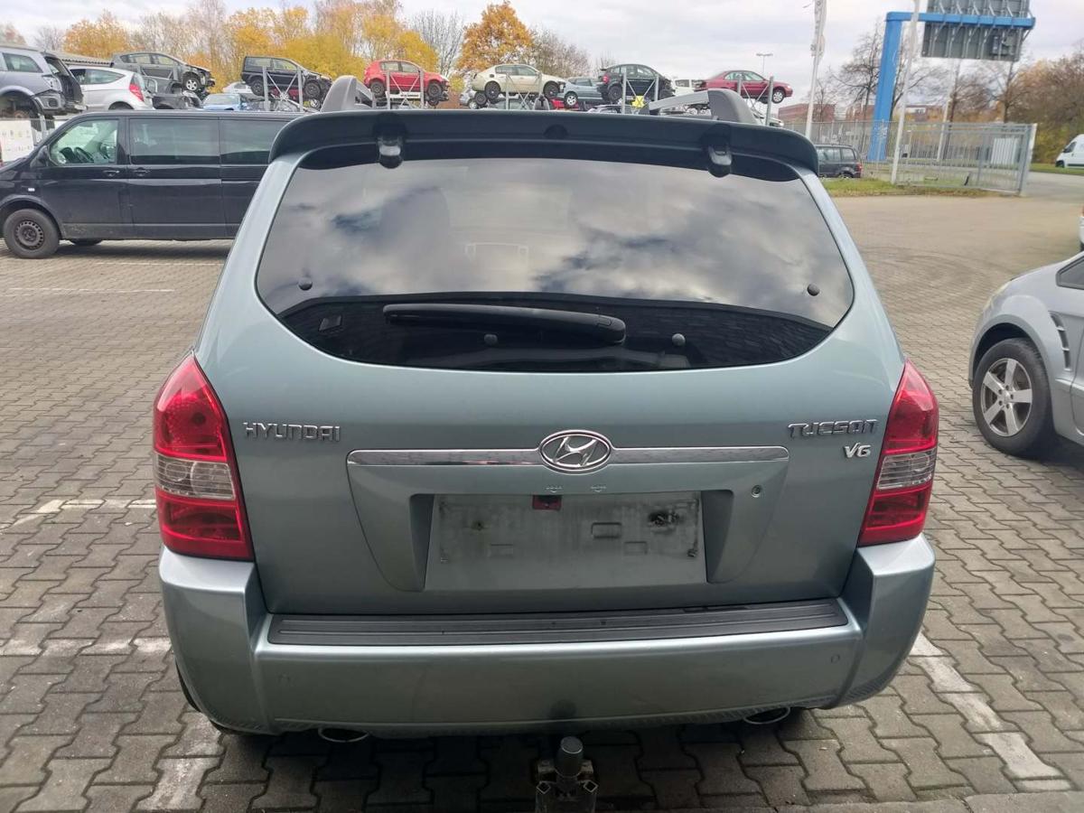 Hyundai Tucson original Heckklappe ohne Heckscheibe Hellblaumetallic Bj.2005